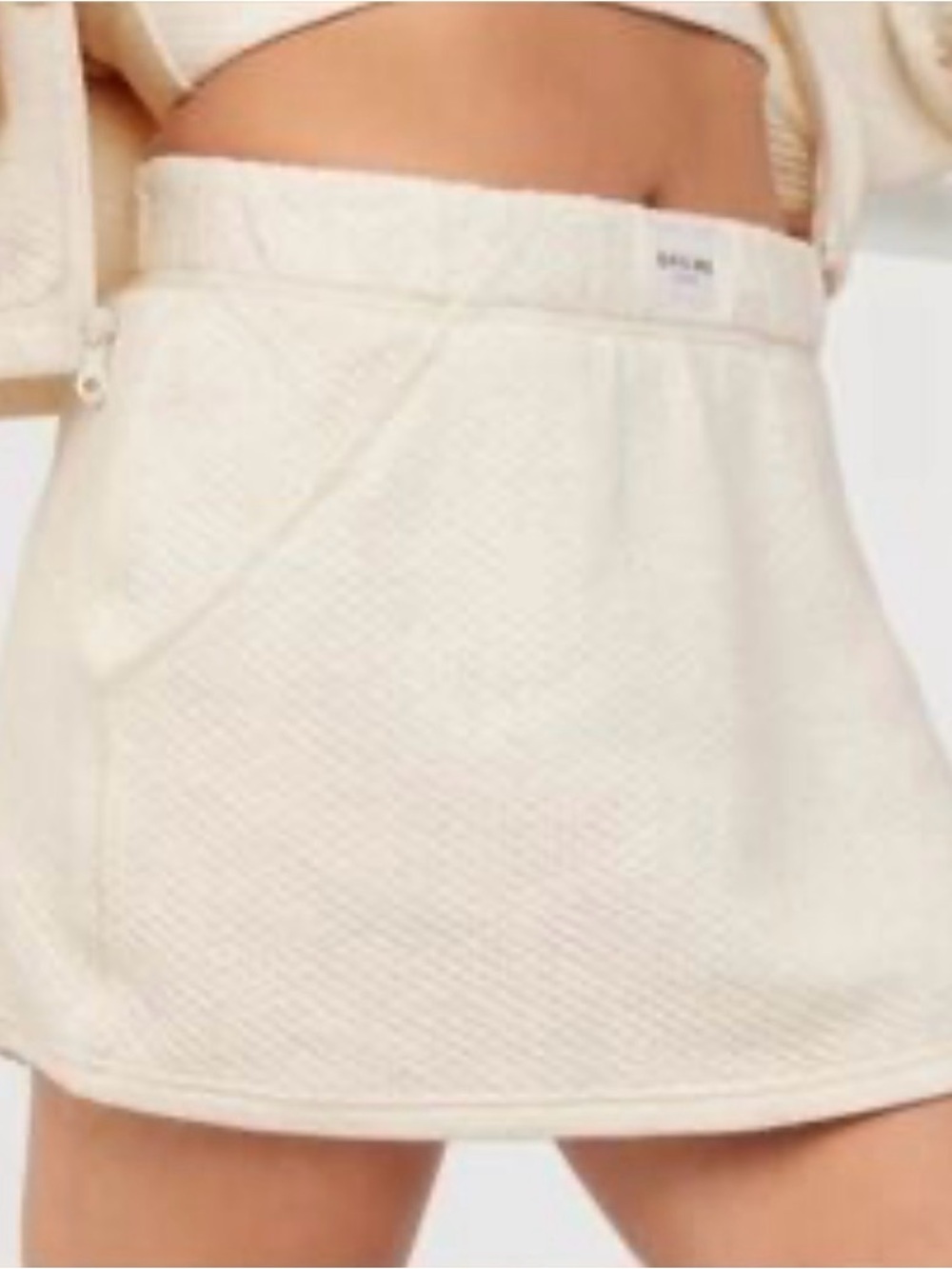 🌸OFFLINE BY AERIE QUILTED IVORY MINI SKIRT SIZE XL🌸
